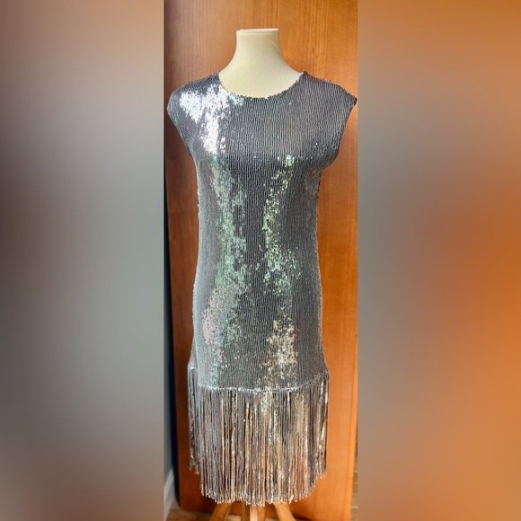 MAGARI Italian Made Sequin Silver w/Tassles Dress Size Small - Picture 2 of 9